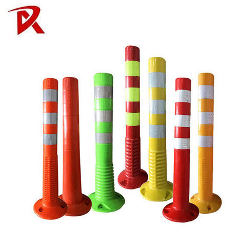 Latest company news about 2024 Straßenverkehrssicherheit PU 750mm Orange Flexible Traffic Bollard Reflektionsgrenzschilder Warnposten