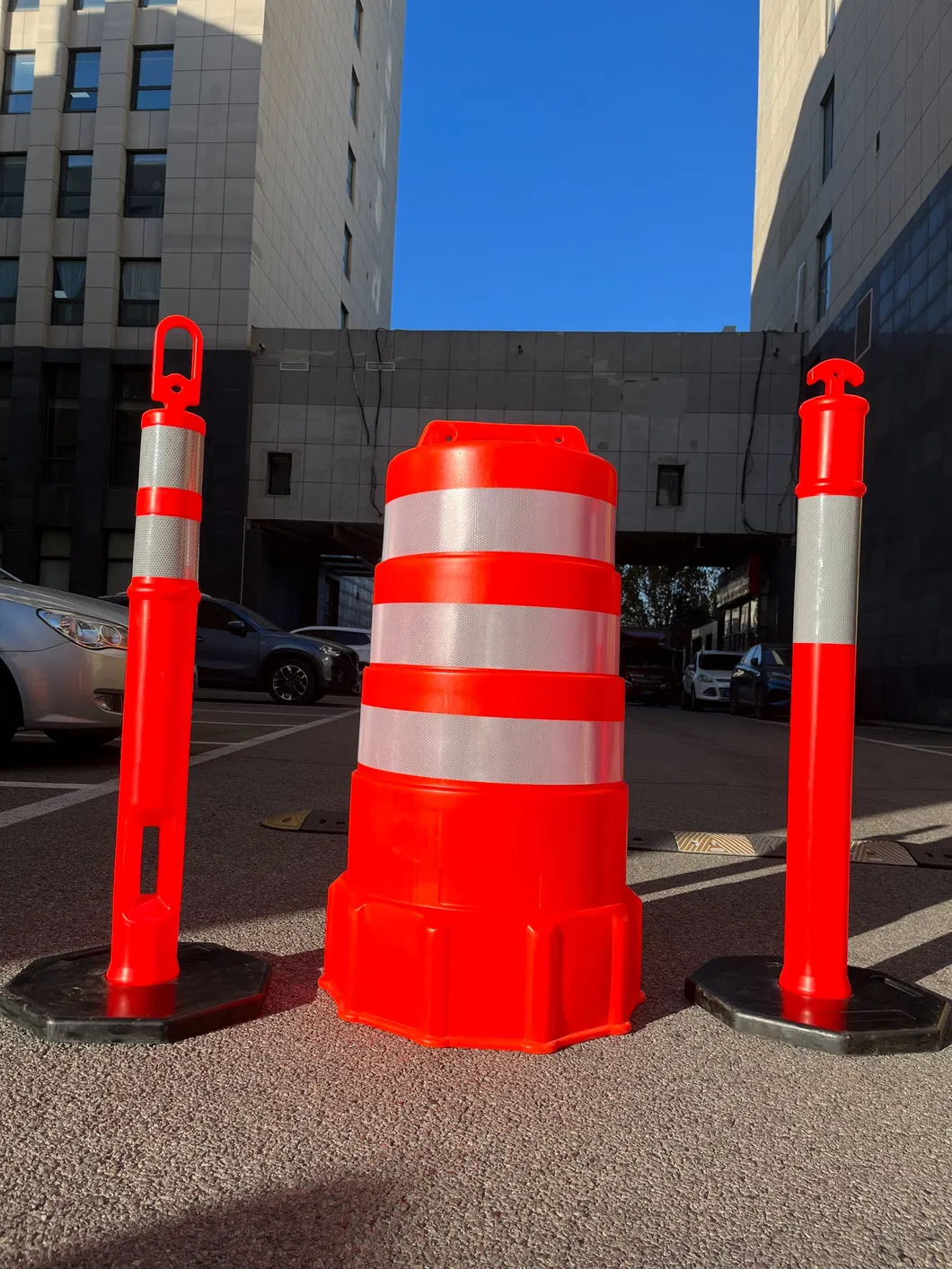 ROADSAFE Heiß verkaufte PE Verkehrstrommel Absturzfässer Straßenverkehrssicherheit Reflexionswarnfässer 1