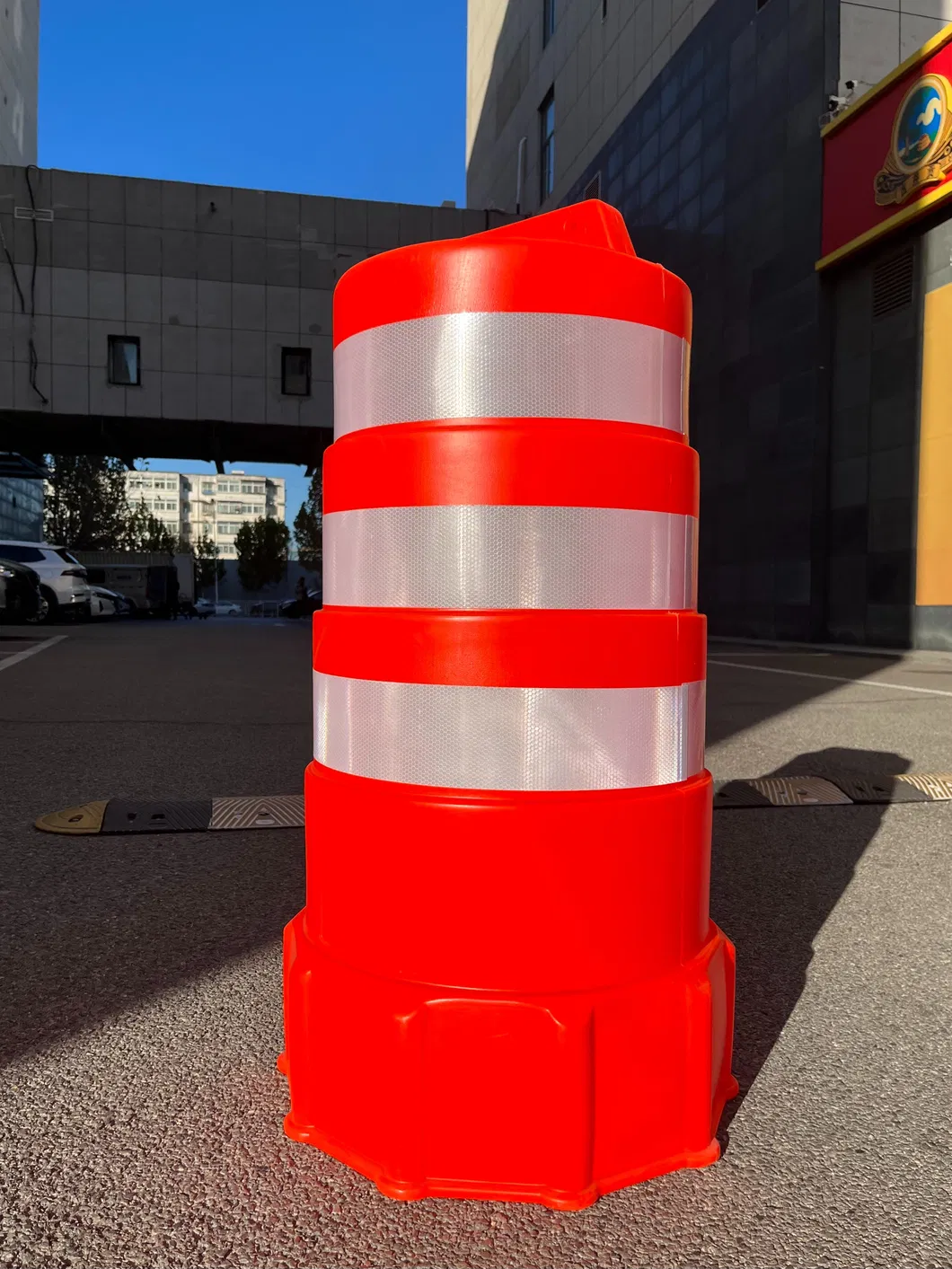 ROADSAFE Heiß verkaufte PE Verkehrstrommel Absturzfässer Straßenverkehrssicherheit Reflexionswarnfässer 2